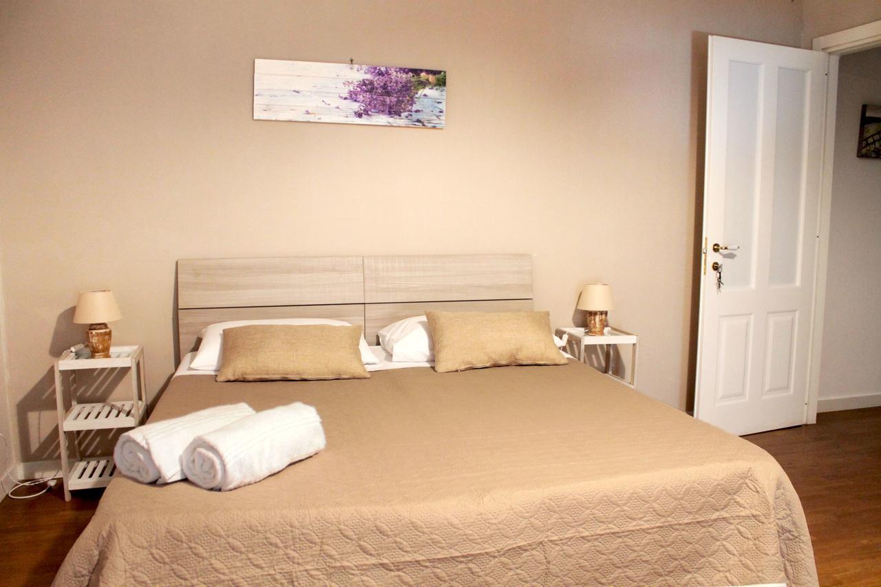 Vesuviane 'E Belle 'Mbriane B&B Naples Exterior photo